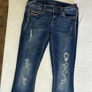 Maurices Women’s Size 3/4 Regular Dark Wash Distressed Slim Bootcut Jeans-A206